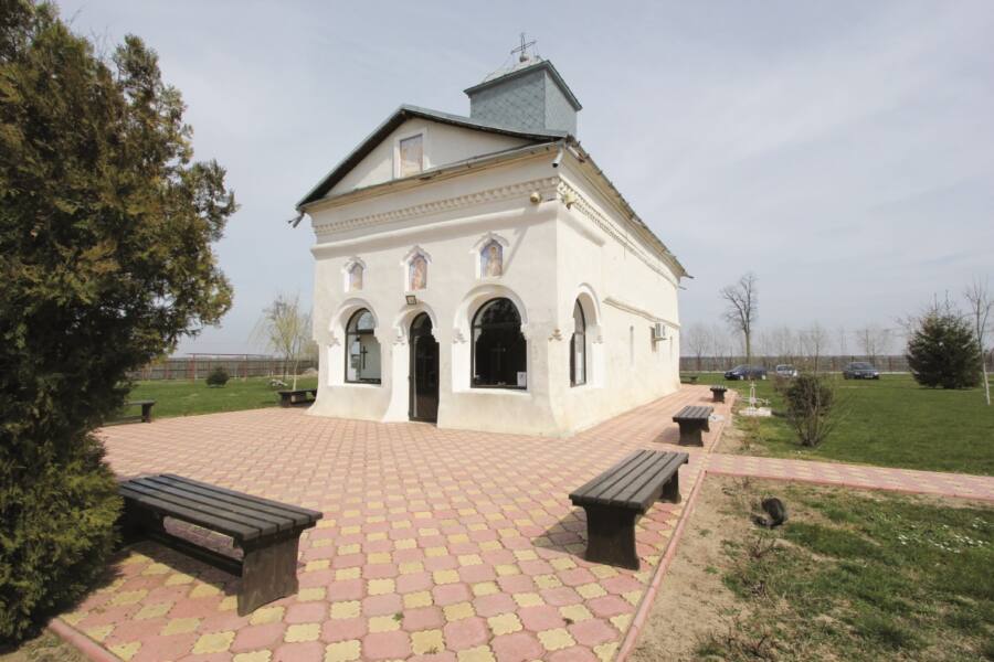 Manastirea Baldana - Locuri de vizitat langa Bucuresti