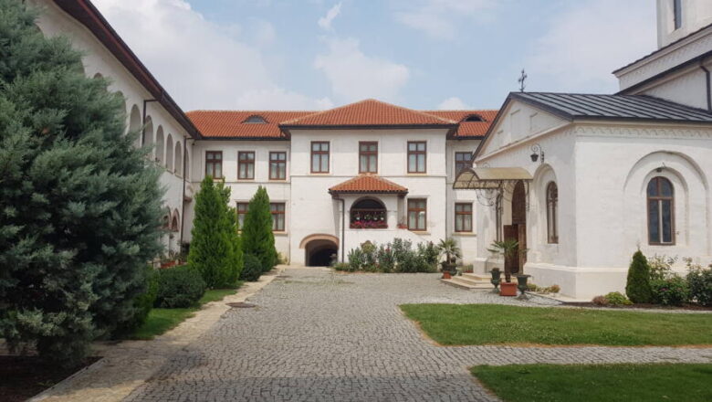 Manastirea Comana. Ctitoria lui Vlad Tepes, la 40 de km de Bucuresti.