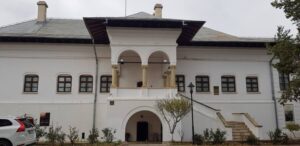 Palatul-Brancovenesc-Muzeul-de-Arta-Locuri-de-vazut-in-Ramnicu-Sarat
