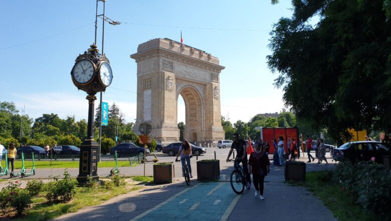 Vizita la Arcul de Triumf. Monumentul ce marcheaza victoria Romaniei in Primul Razboi Mondial.